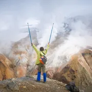 в кратере вулкана
