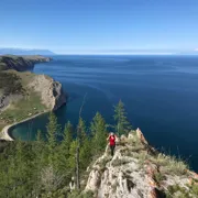 Вид на песчаную бухту